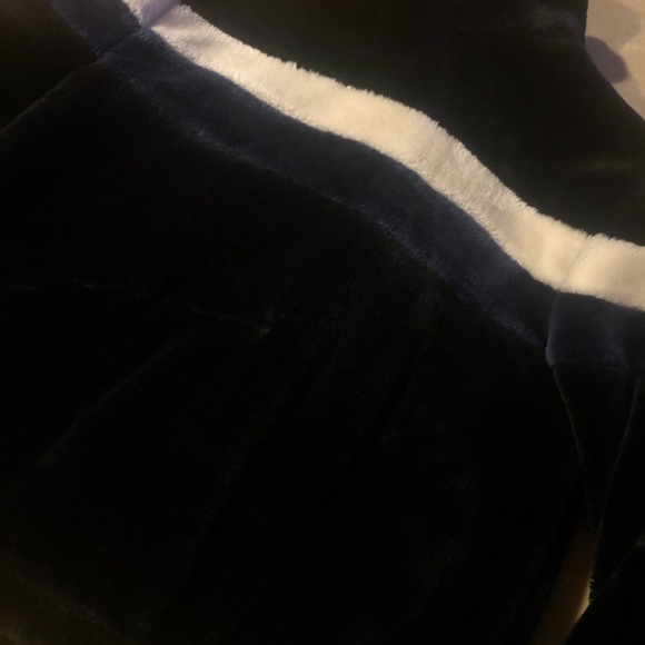 Urban Outfitters Teddy coat - Picture 4 of 4